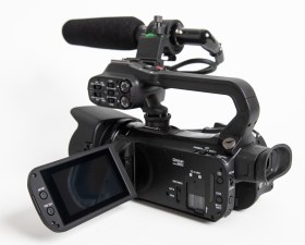 Видеокамера Canon XA11